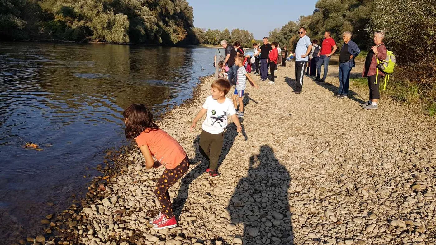 Druženje s bakama ,djedovima, roditeljima